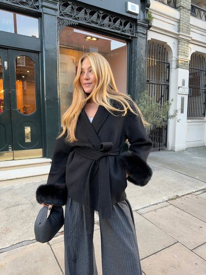 The Aura Coat - Black